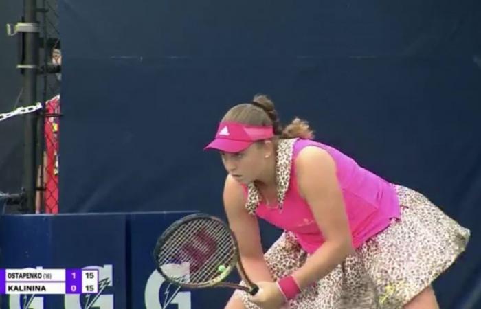 Jelena Ostapenko, ironized to the max at the tournament in Toronto