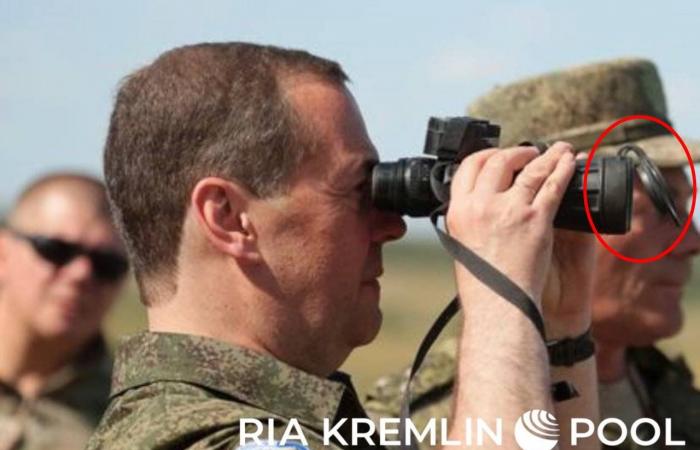 PHOTO The Russian press published images of Dmitry Medvedev in military uniform, but missed a detail