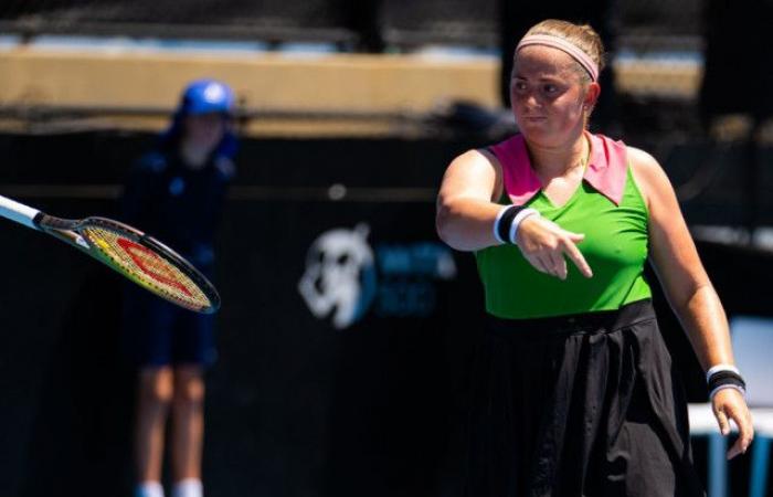 how Jelena Ostapenko looks five and a half years after the great victory with Simona Halep