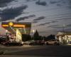 Shell could take over Lukoil gas stations in Romania