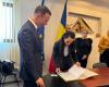 The president of PNL Prahova, Iulian Dumitrescu, prosecuted by the DNA, on Wednesday submitted his candidacy for a new mandate as president of the Prahova County Council