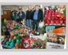 Charity action. Exhibition for sale, in the hall of Mioveni City Hall