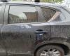 The people of Bucharest found their cars covered by a reddish layer