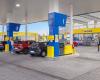 Diesel became cheaper than petrol after another price reduction applied by Petrom on Saturday