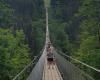 The commune in Romania where the highest suspension bridge in Europe will be built