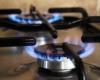 Lower gas and electricity bills for Romanians in April. As prices have fallen