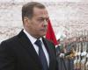 Dmitri Medvedev Offends David Cameron and Threatens Great Britain: Russia Will Strike With “a Spec