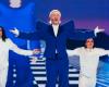 Eurovision 2024 latest updates: Chaos as Dutch singer axed and Irish star demands ‘urgent attention’ over separate ‘serious’ incident | Ents & Arts News