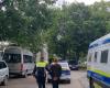 Dolj: A man was detained for 24 hours after assaulting his 13-year-old daughter / The police were notified by the aggressor’s 10-year-old son / The children’s mother and the boy were found by the police in the attic, where they were hiding from the man